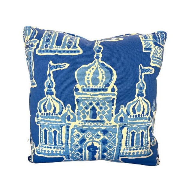 Stroheim x Dana Gibson Temple Pillow in Blue Elevate your space with this statement pillow featuring Dana Gibson’s iconic...