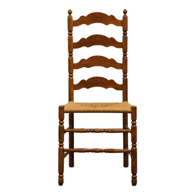 High End Vintage Solid Hard Rock Maple Colonial Early American Ladder Back Dining Side Chair W. Rush Seat For Sale