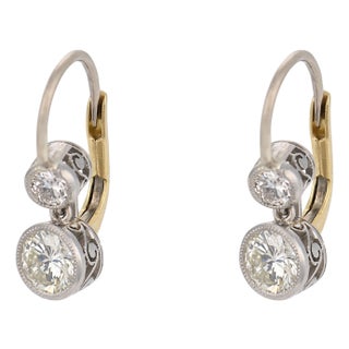 1910s Pair of Edwardian Style Diamond 18k Yellow Gold Drop Earrings For Sale