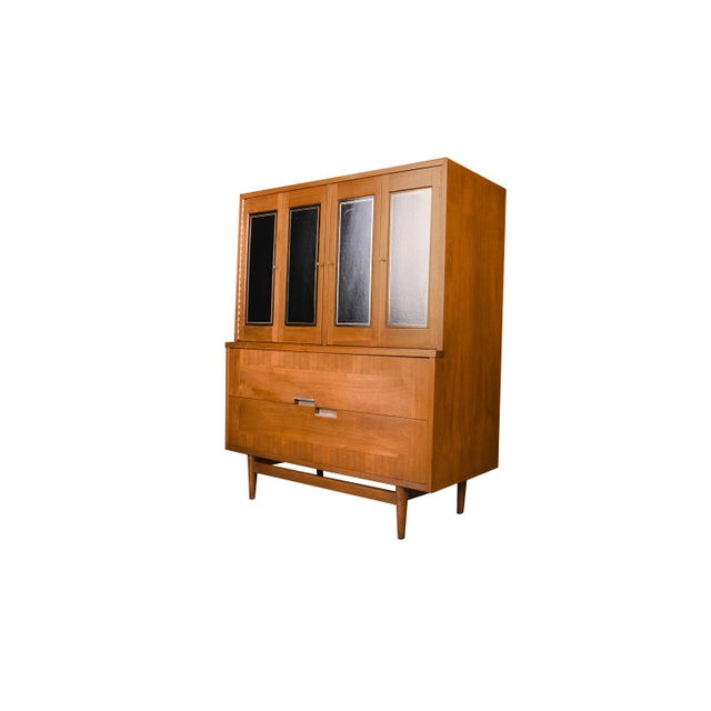 Mid-Century Modern Mid Century American of Martinsville Highboy Dresser For Sale - Image 3 of 13