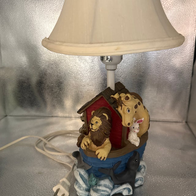 1990s Vintage Hand Painted Resin Noah’s Ark Lamp For Sale - Image 5 of 12