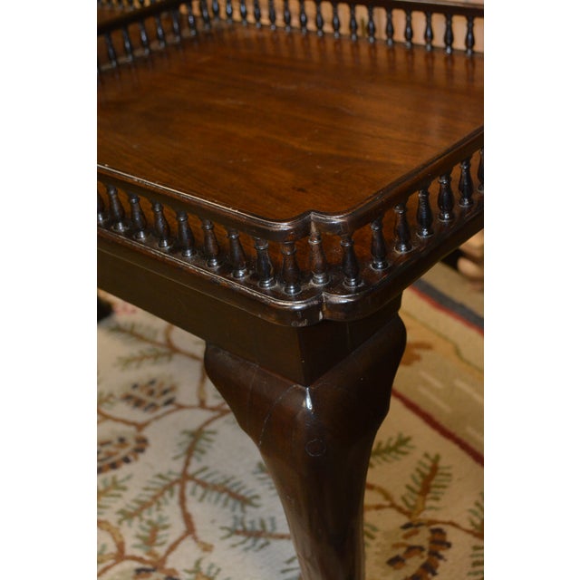 Vintage Chippendale Style Mahogany Console / Hall / Sofa Table W/ Divided Gallery Edge & Drawer For Sale - Image 4 of 18