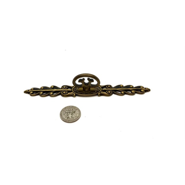 Baker Antique Brass Pull With Decorative Plate. Traditional Style.