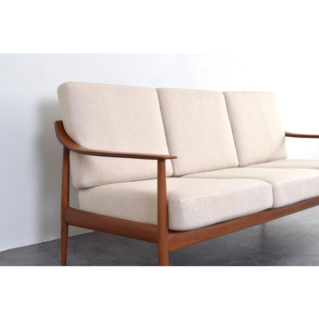 Mid-Century Modern Teak Sofa by Walter Knoll for Knoll Antimott, 1960s For Sale - Image 11 of 16