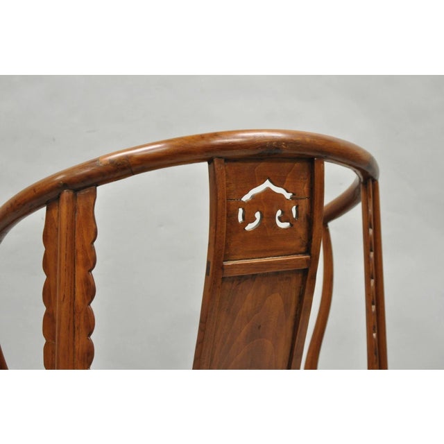 Antique Chinese Elm Hardwood Horseshoe Oriental Huanghuali Lounge Arm Chair For Sale - Image 15 of 16