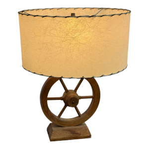 Vintage Rustic Wagon-Wheel Table Lamp