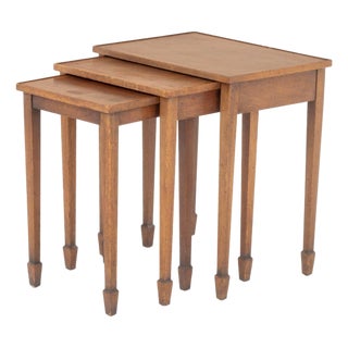 Federal Style Walnut Nesting Tables, 3 For Sale