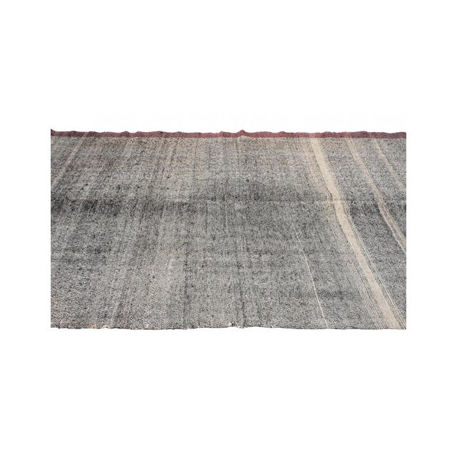 Mid-Century Modern Gray Vintage Turkish Kilim Rug - 5`11″ X 8`11″ For Sale - Image 3 of 6