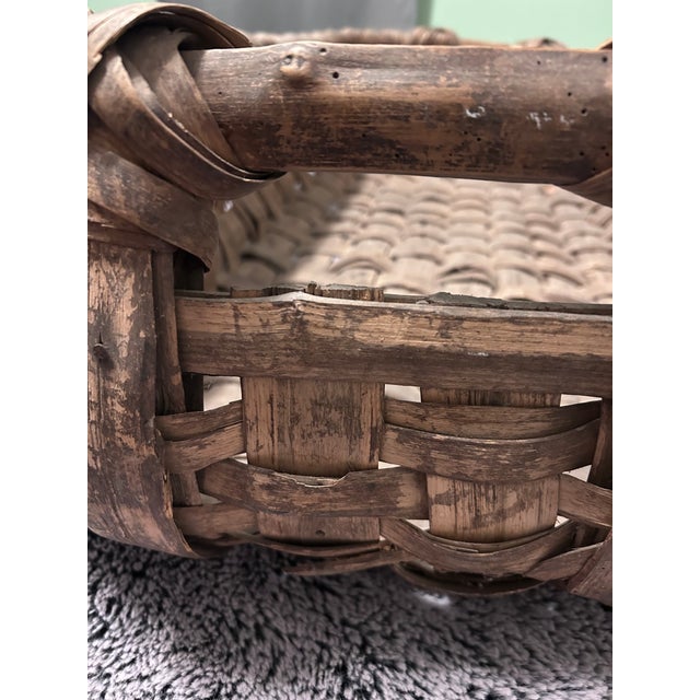 Antique/Vintage Appalachian Oak Weaved Work Basket With Runner/Skids Circe 1800-1905 Era For Sale In Denver - Image 6 of 15