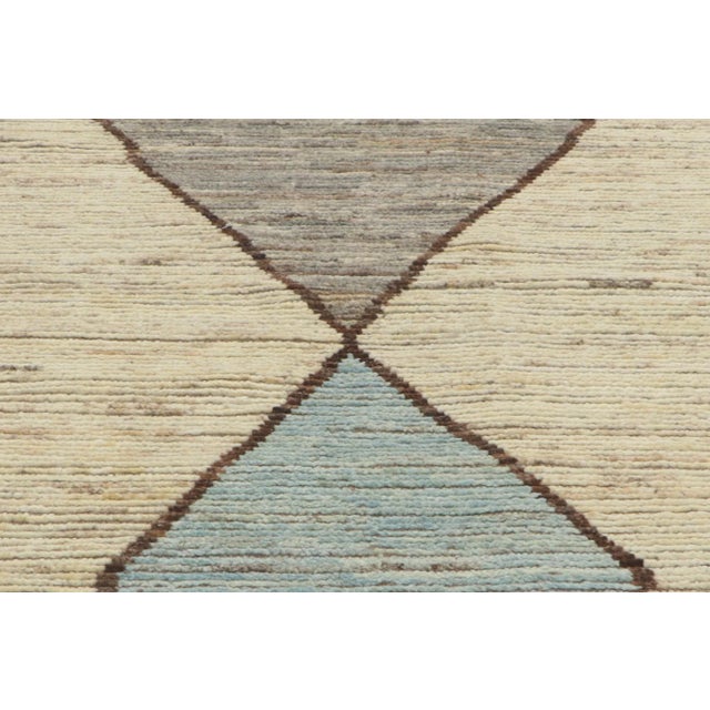 Earth-Tone Short PIle Moroccan Rug - 08'05 X 10'03 For Sale In Dallas - Image 6 of 11