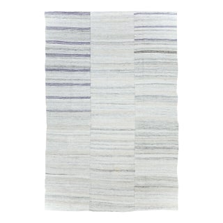 Galerie Shabab Collection Mid-20th Century Handmade Turkish Flatweave Kilim Accent Rug For Sale
