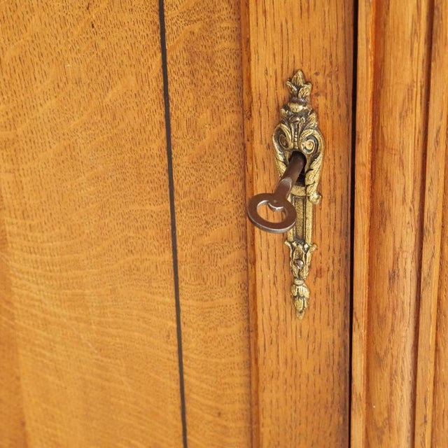 Large Art Nouveau 3-Door Wardrobe in Oak with Oval Mirror For Sale - Image 10 of 18