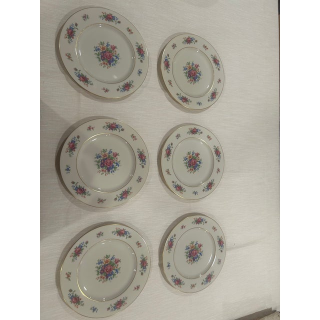 Beautiful and very desirable Lenox Rose 10 1/2" Dinner Plates in new vintage condition. Appear to be unused. This set...