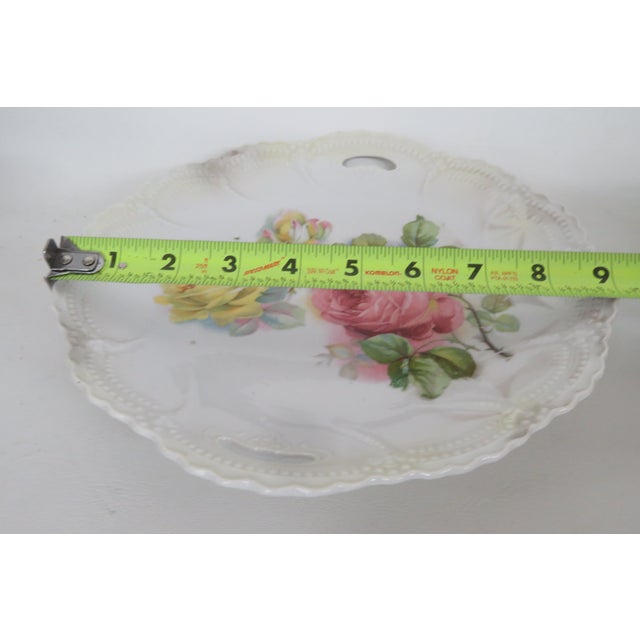 Leuchtenburg Germany Rose Raised Design Scalloped Edge 4592b For Sale - Image 13 of 13