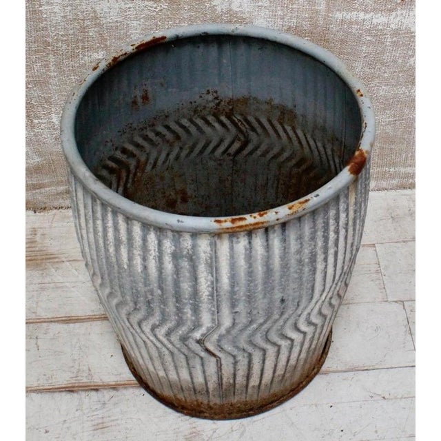 Vintage English Galvanised Dolly Tub Planter, 1940 For Sale - Image 9 of 11