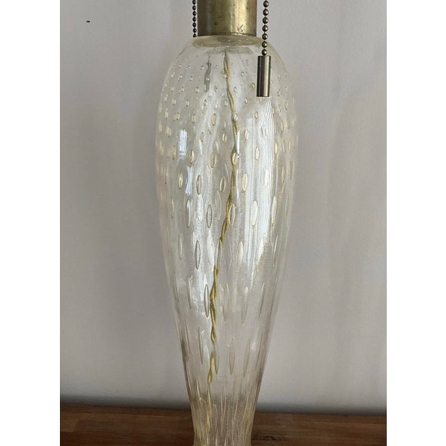 John Hutton Mid 20th Century Gold Fleck Carosello Murano Glass Lamps Vintage John Hutton Signed Mid Century Modern - a Pair For Sale - Image 4 of 6