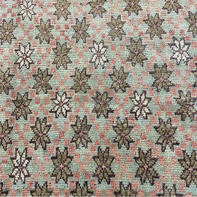 1950s Vintage Turkish Tan/Brown Anatolian Area Rug 4'8" X 8'0" For Sale - Image 9 of 12