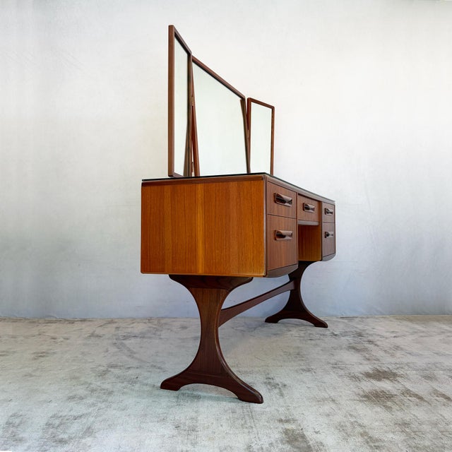 Victor Wilkins Fresco Dressing Table by Victor Wilkins for G-Plan, 1960s For Sale - Image 4 of 12