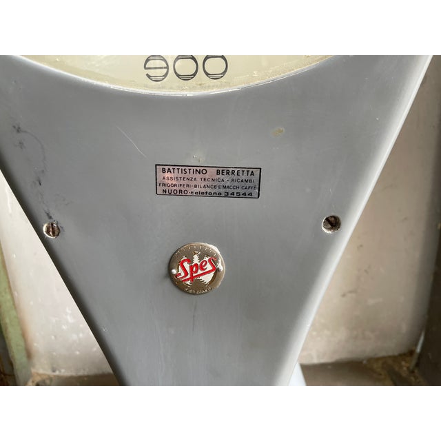 Gray Mid-20th Century Industrial Italian Scale from Berretta, 1950s For Sale - Image 8 of 15