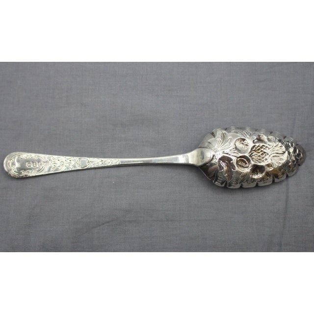 1802-1804 George III Period Pair of Sterling Silver Serving Spoons For Sale - Image 4 of 6
