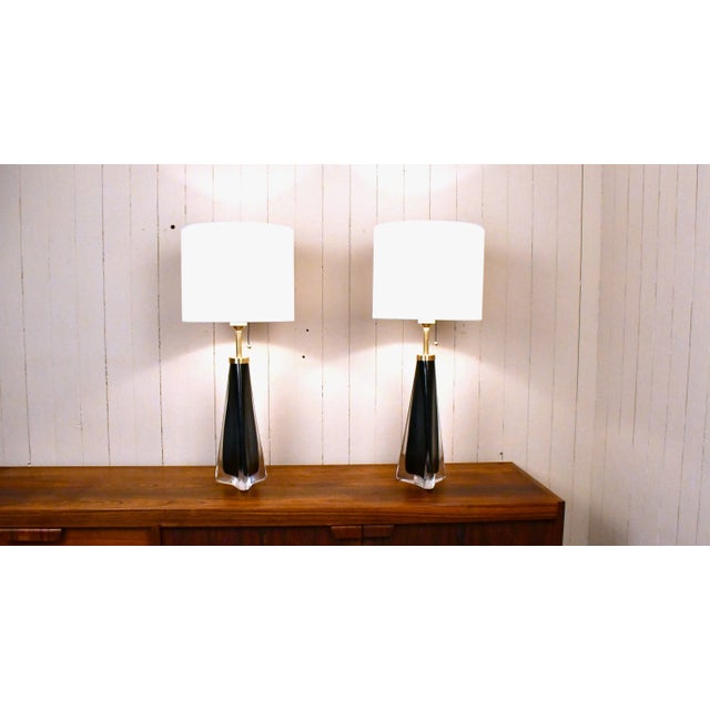 Orrefors Large Swedish Art Glass Model Rd1319 Table Lamps by Carl Fagerlund for Orrefors, 1950s, Set of 2 For Sale - Image 4 of 13