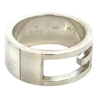 1990s Gucci Estate Ring Size 5 Sterling Silver 8 mm For Sale