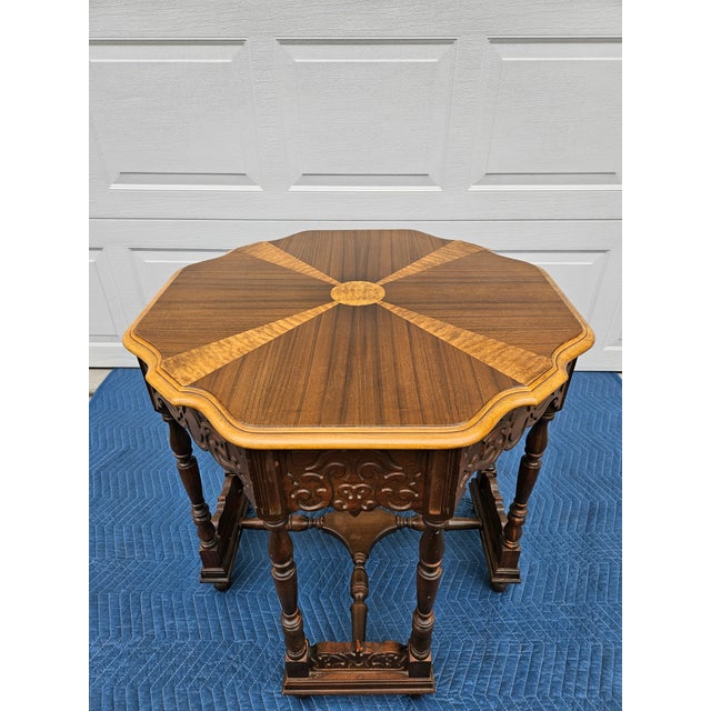 Jacobean Victorian Starburst Pattern Parlor or Side Table For Sale - Image 6 of 15