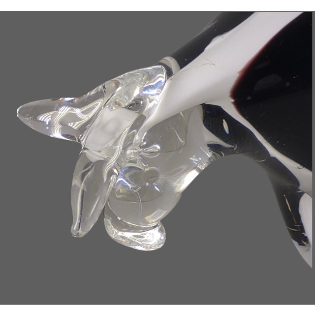 Late 20th Century Italian Hand-Blown Art Glass Spotted Black & White Cow Paperweight Figurine For Sale - Image 5 of 10