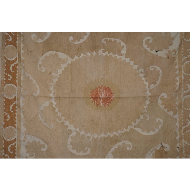 Uzbek Suzani Table Cover, Neutral Beige Hand Embroidered Textile 4'6'' X 4'7'' For Sale In New York - Image 6 of 10