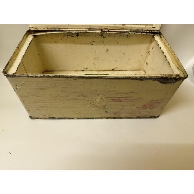 1950s Mid 20th Century Primitive American Metal Bread Box With Original Green Under-Patina For Sale - Image 5 of 12