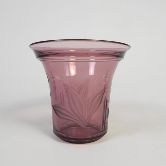 Glass Art Deco Vase with Engraved Geometric and Floral Motifs, 1930s For Sale - Image 7 of 12
