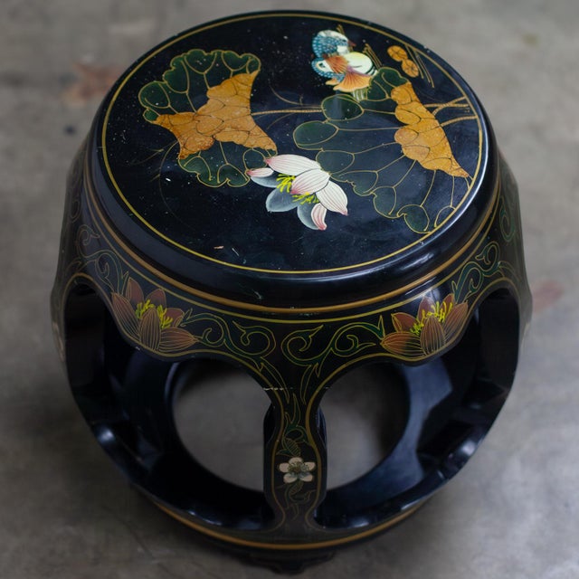Late 20th Century Chinoiserie Chinese Garden Stool or Small Side Table Black Lacquer W/Asian Details For Sale - Image 9 of 15