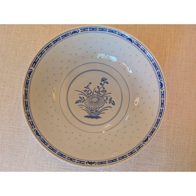 Asian Late 20th Century Blue and White Rice Eye Floral Bowl and Spoon For Sale - Image 3 of 11