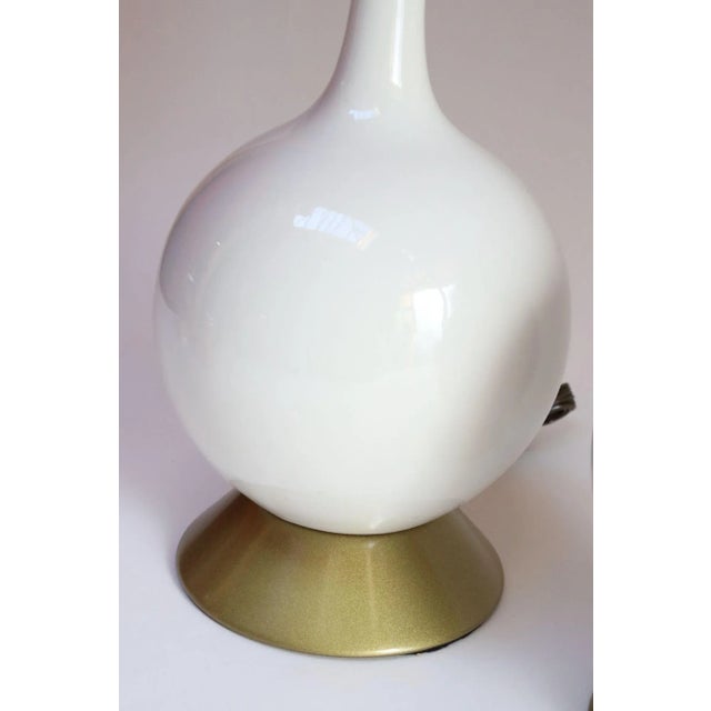 Wood Pair of Vintage Orb Vasiform White Porcelain Ceramic and Walnut Table Lamps For Sale - Image 7 of 16