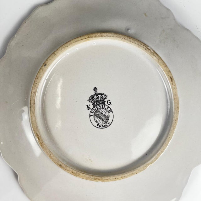 Leaf-Shaped Streetlight Bowls with Tulip and Rose Pattern from KG Lunéville, 1980s, Set of 2 For Sale - Image 3 of 6