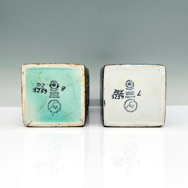 Mid-Century Modern 1960s Danish Modern Limited Edition Royal Copenhagen Vases in the Baca Style- A Pair For Sale - Image 3 of 4
