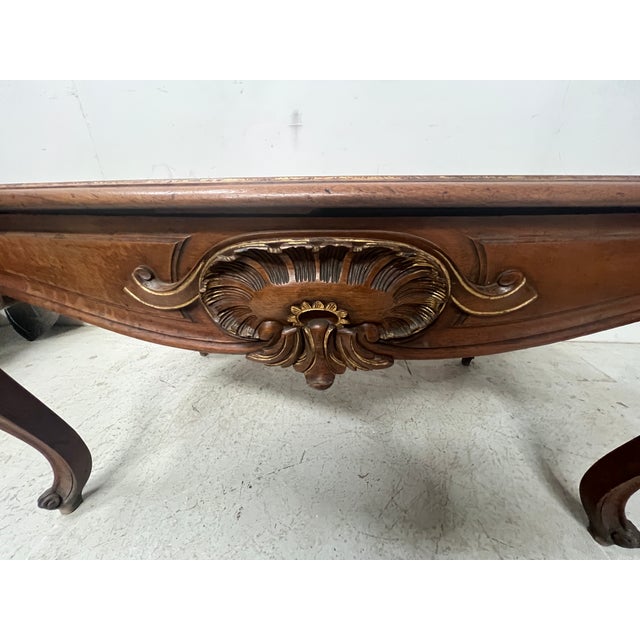 Louis XV Style Desk in Walnut, 1800s For Sale - Image 5 of 15