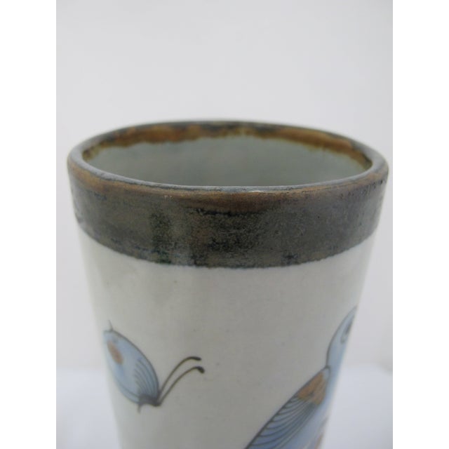 Ken Edwards El Palomar Blue Bird & Flower Tonala Mexico Folk Art Pottery 9" Vase For Sale - Image 9 of 11