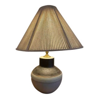 Signed Bruno Gambone 1970s Sculptural Mid-Century Modern Bruno Gambone Two-Tone Ceramic Table Lamp With Original String Shade For Sale