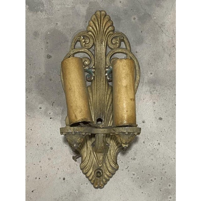 Antique Riddle Co Art Deco Cathederal Sconce for Repair the sconce need to be cleaned and re-wired