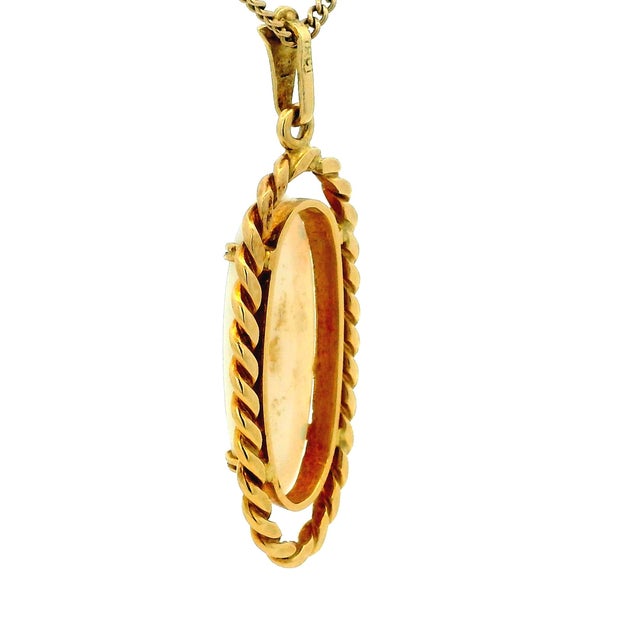 1960s Vintage Italian 18k Gold Oval White Opal Rope Frame Pendant For Sale - Image 5 of 12
