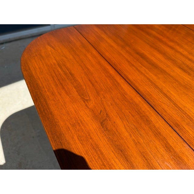 Henkel Harris Solid Cherry Pembroke Drop-Leaf Side Table Model No. 5406 For Sale - Image 18 of 18