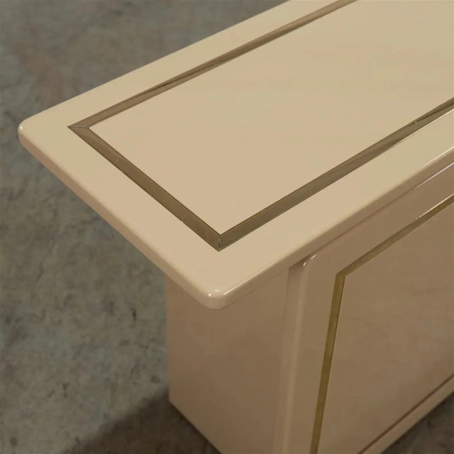 Rougier 1980s Postmodern Lacquer Credenza With Sliding Doors by Rougier For Sale - Image 4 of 5