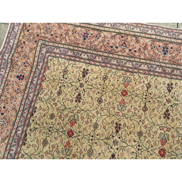 Textile Galerie Shabab Collection Mid-20th Century Turkish Sivas Rug For Sale - Image 7 of 8