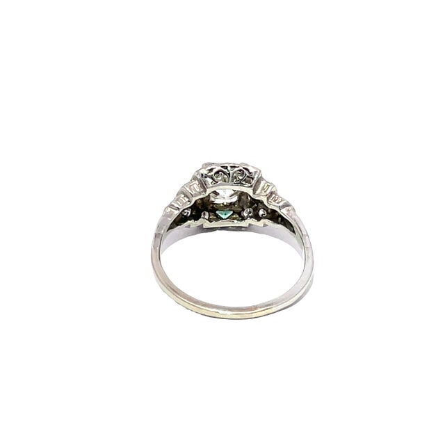 Platinum Art Deco Ring With 1.05ct Diamond Center & Emerald Accents, Size 7 For Sale - Image 4 of 4