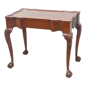 Kindel Winterthur Mahogany Accent Table