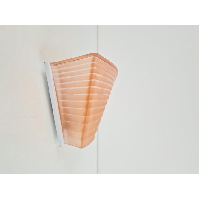 Pink Vintage Pergamo 30 Wall Lamp by A. Mangiarotti for Artemide, Italy, 1980s For Sale - Image 8 of 17