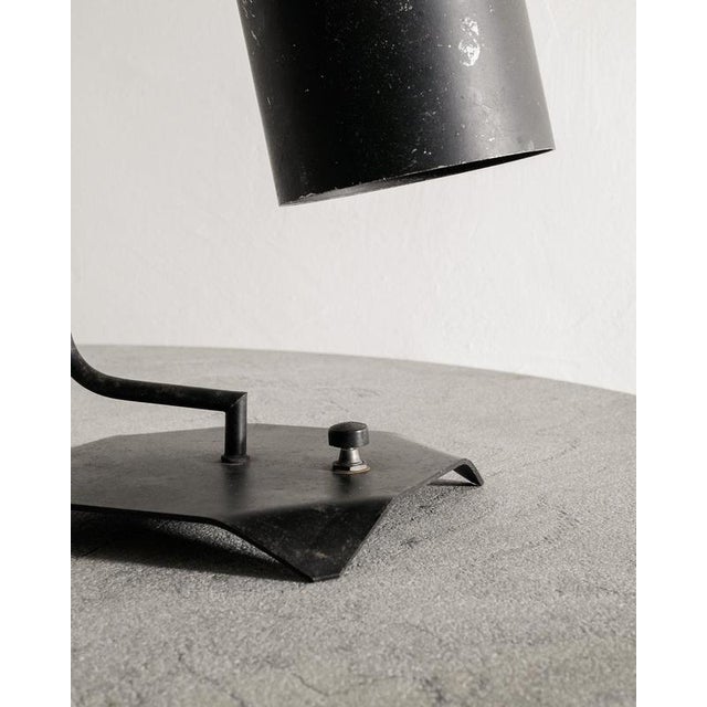 1950s French Mid-Century Desk Table in Black Metal & Brass by Serge Mouille & Isamu Noguchi for Steph Simon, 1950s For Sale - Image 5 of 7