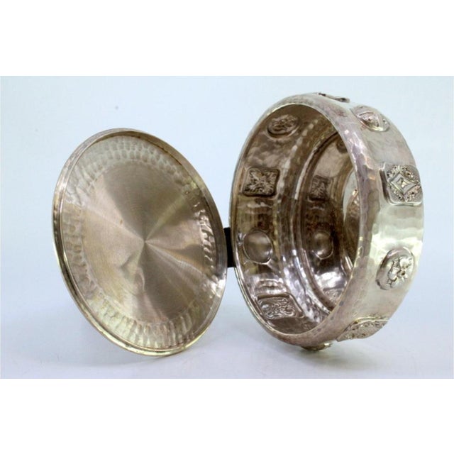 Silver Smudging Bowl with Busts of Roman Soldiers Hammered Lid, Reliefs Casing and Wooden Handle For Sale - Image 5 of 8