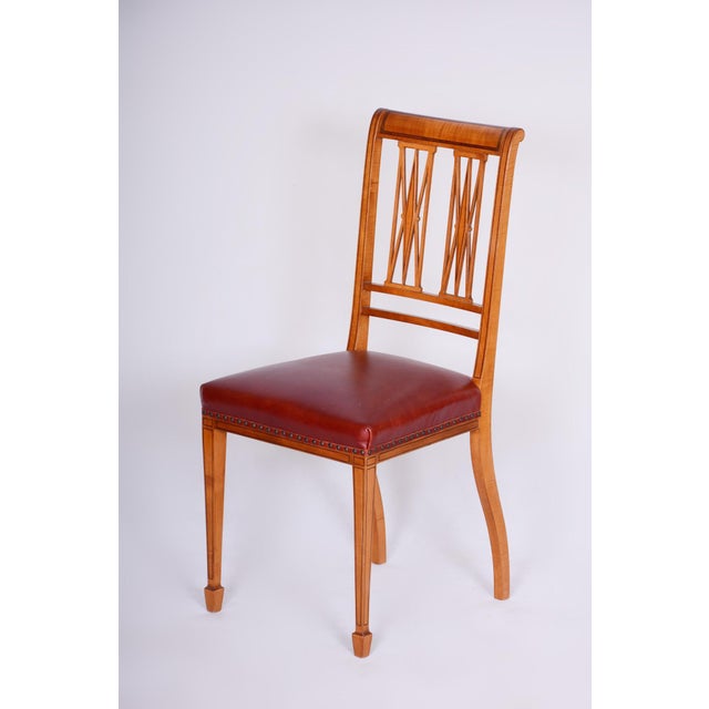 19th Century British Satin Wood Dining Room Set with 12 Chairs from Maple & Co., Set of 15 For Sale - Image 12 of 18